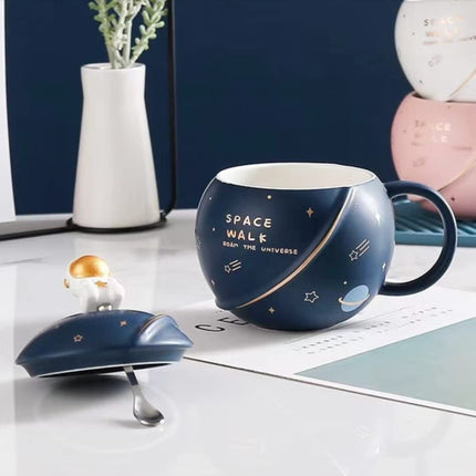 NYRWANA Coffee Mug, Rakhi Gift for Brother, Gift for Men Special Unique, Mugs for Present, Ceramic Mug, Cute Mugs, Astronaut Planet Coffee Mug with 3D Creative Space, Lid & Spoon (400ml-Dark Blue) 