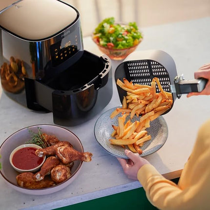 Philips Essential Air Fryer HD9252/70 with Rapid Air Technology, uses up to 90% less fat, 7 Presets Touch Screen 