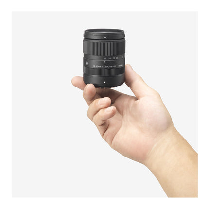 Sigma 18-50mm f/2.8 DC DN Contemporary Lens for FujiFilm X Mount (Black) 