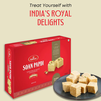 Haldiram's Soan Papdi 500g | Traditional Indian Sweet | Finest Ingredients | Crunchy Almonds & Pistachios | Indian Mithai | Festive Delight | Great Gift Pack for Festival | Mithai for Raksha Bandhan 