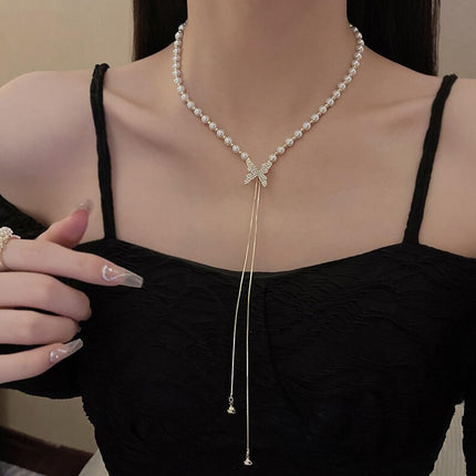 Fashion Frill Elegant Golden Chain Necklace For Women Butterfly Pearl Long Chain Pendant Necklace For Women Girls Love Gifts Womens Jewellery