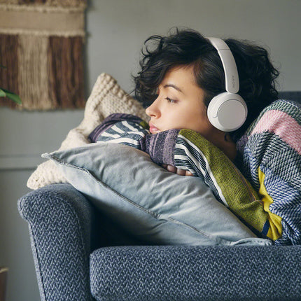 Sony WH-CH520 Wireless Bluetooth Headphones with Mic, Up to 50Hrs Battery-White 