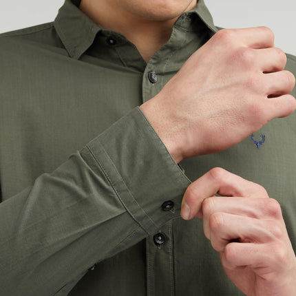 Allen Solly Men's Cotton Solid Slim Fit Shirt (ASSFWMOFG80292_Olive 40) 