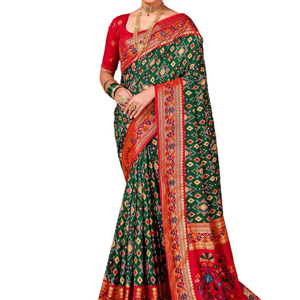 AKHILAM Women's Soft Patola Silk Ikat Print Golden Zari Border Saree With Unstitched Blouse Piece (Green_SMNGLM1005_SS) 