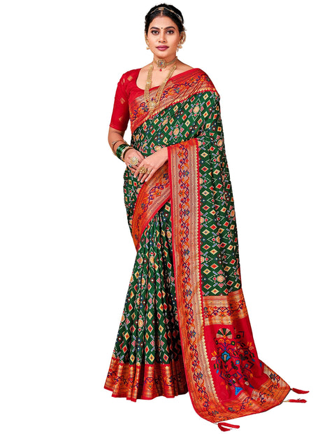 AKHILAM Women's Soft Patola Silk Ikat Print Golden Zari Border Saree With Unstitched Blouse Piece (Green_SMNGLM1005_SS) 