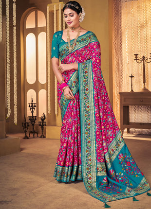 AKHILAM Women's Soft Patola Silk Ikat Print Golden Zari Border Saree With Unstitched Blouse Piece (Pink_SMNGLM1004_SS) 