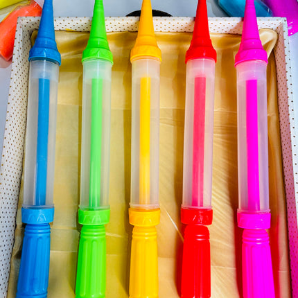 AVIAPLASTIX Pack of 5 Holi Pichkaris - Multicolor, 5 Colors, Unisex, All Ages 