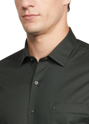 Arrow Men's Solid Slim Fit Shirt 