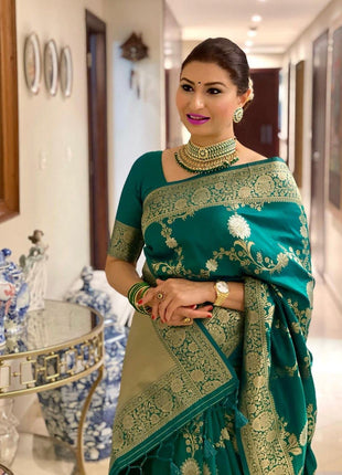 Avantika Fashion Women's Kanjivaram Soft Silk Banarasi Sarees With Blouse Piece 