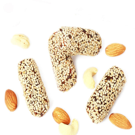 Ghasitaram Gifts Ghasitaram Gifts Sweets - Sugarfree Khajoor/Dates Roll 400 GMS |Gift for Diwali,Holi,Rakhi,Valentine,Christmas,Birthday,Anniversary,Gift for Her,Him,Mothers Day,Fathers Day| 