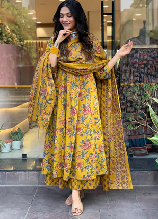 GoSriKi Women's Rayon Blend Anarkali Printed Kurta with Pant & Dupatta & Dupatta (CIA Yellow-GS_XL_Yellow_X-Large) 