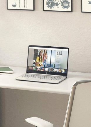HP 15s Laptop 12th Gen I5 1235U 8GB RAM 512GB SSD 15.6 FHD Windows 11 Silver 