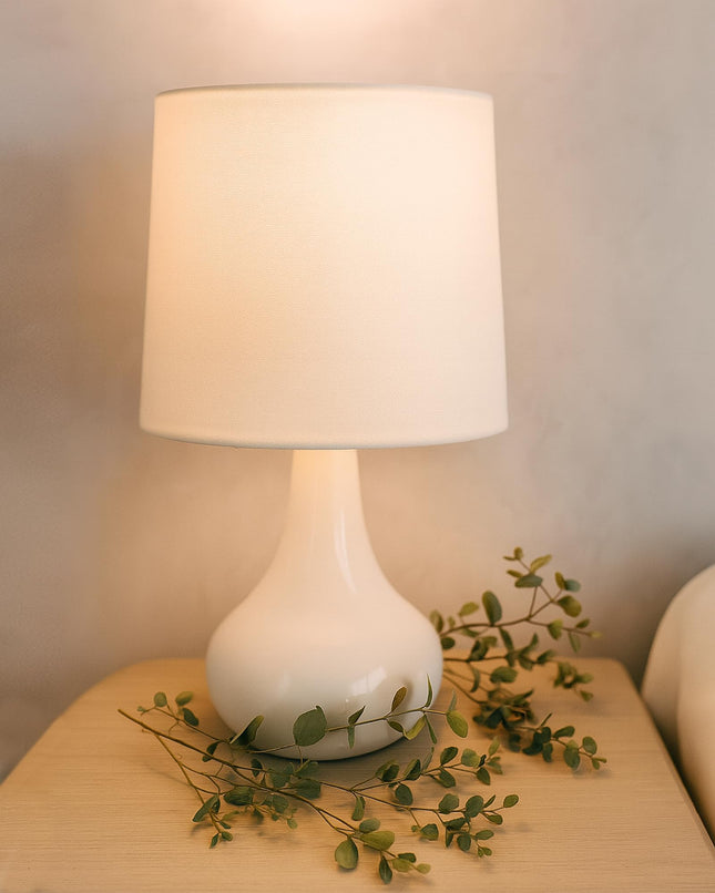 Homesake® Modern Small Ceramic Table Lamp, Warm Light Classic Bedside Desk lamp for Living Room Bedroom Dining, Restaurant, Farmhouse Nightstand Study Lamps with Fabric Shade (White) 