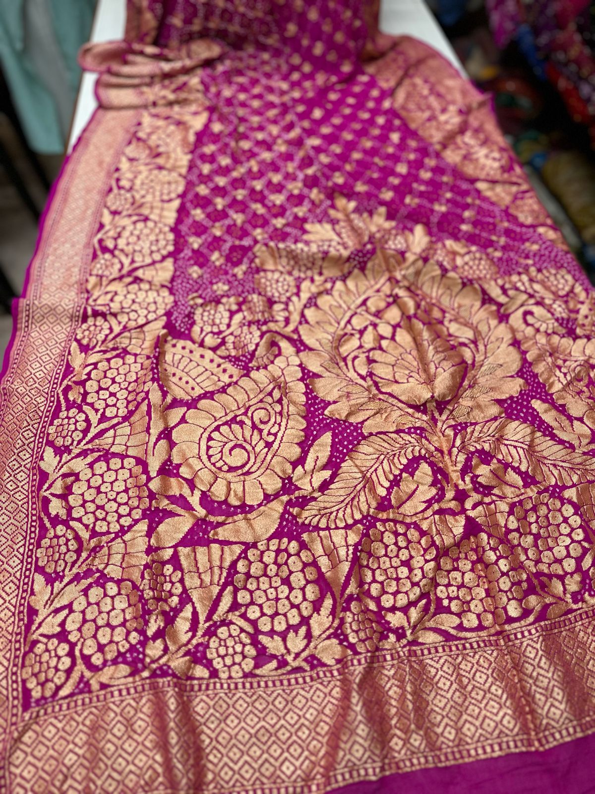 Pure Mysore Georgette Uppada zari with zari butta and exclusive Pallu Bandhej saree

Beautiful Rani colour 