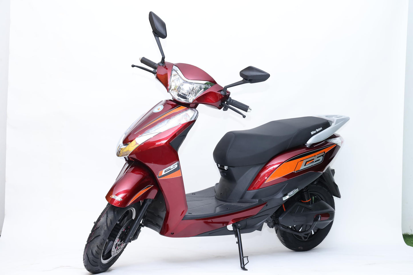 Jozhi CS Red Electric Scooter for City Commute, Lithium Battery, Max Speed 60 kmph, Range 120 km, Foldable Design 