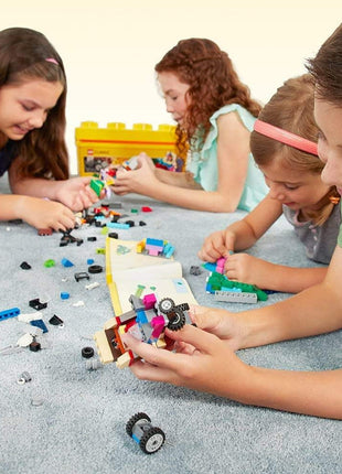 LEGO 10696 Classic Medium Creative Brick Box, Easy Toy Storage, LEGO Masters Fan Gift(Multicolor,Pack of 484 Pieces) 