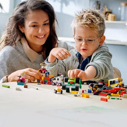 LEGO Classic Bricks&Wheels 11014 Kids' Building Kit (653 Pcs),Multicolor 