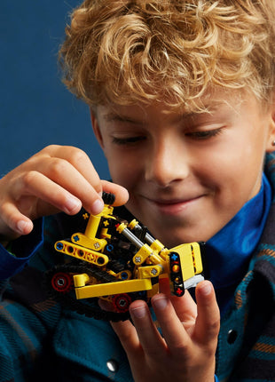 LEGO Technic Heavy-Duty Bulldozer Building Set, Kids� Construction Toy, Vehicle Gift for Boys and Girls Ages 7 and Up, 42163 