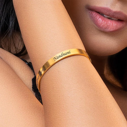LOUIS MILLER Personalised Golden Kada | With 1 Year Colour Warranty | Kada For Unisex | Adjustable in Size | Glossy Golden Finish | 