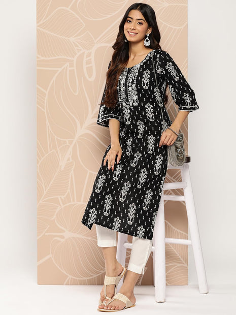 Libas Women's Cotton Embellished Straight Kurta (26185_Black 