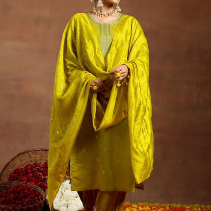 Libas Women's Silk Blend Kurta Set (GS948_Lime Green 