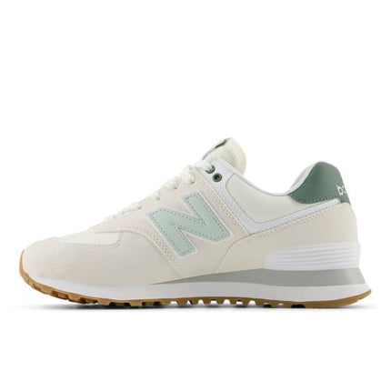 New Balance Men's 2002 Casual Shoe,Beige,6.5 