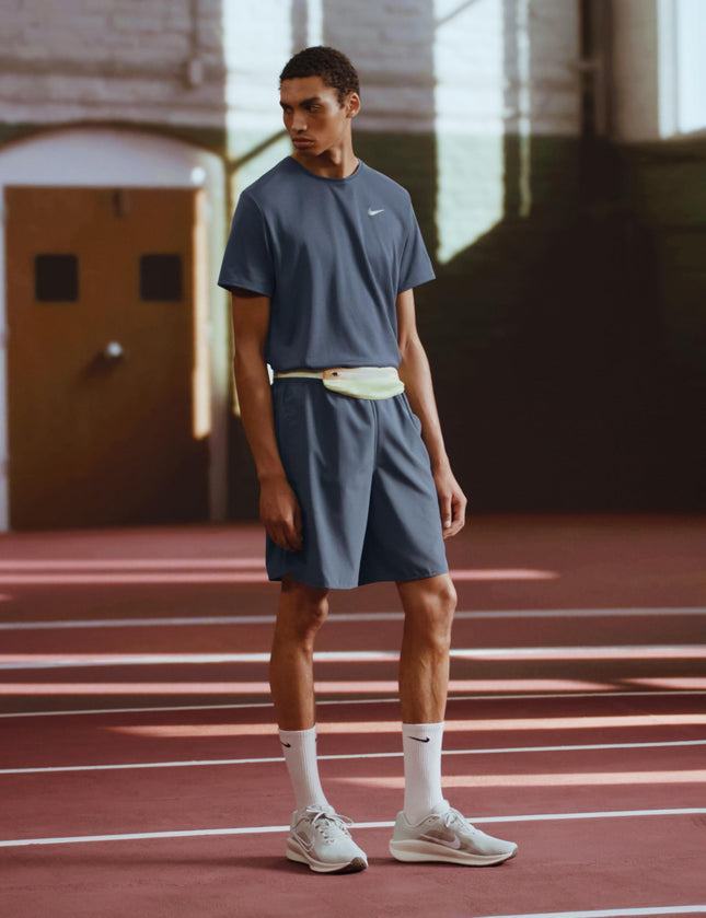 Nike Mens Downshifter 13 Running Shoes 