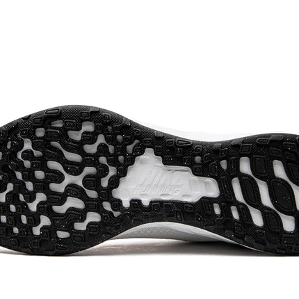 Nike Womens WMNS Revolution 6 NN DR9873 100 - Size 9.5W 