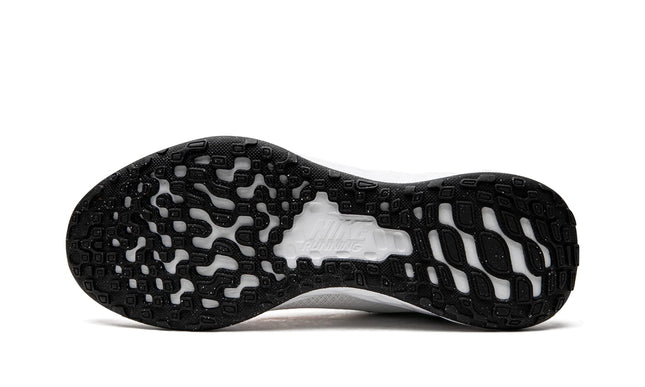 Nike Womens WMNS Revolution 6 NN DR9873 100 - Size 9.5W 