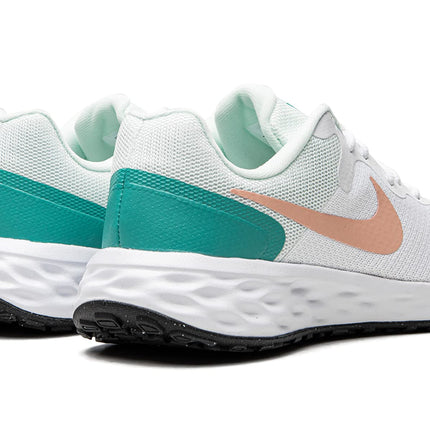 Nike Womens WMNS Revolution 6 NN DR9873 100 - Size 9.5W 
