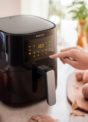 Philips Essential Air Fryer HD9252/70 with Rapid Air Technology, uses up to 90% less fat, 7 Presets Touch Screen 