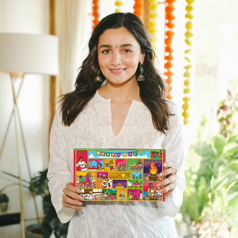 Phool Holi Colour - Rangeela Gift Box - Pack of 6 Natural Colours I 600 GMS (6 Colour x 100 GMS) Pink, Green, Blue, Yellow, Orange & Purple I Skin Friendly and Certified I Easy to Remove from Skin 