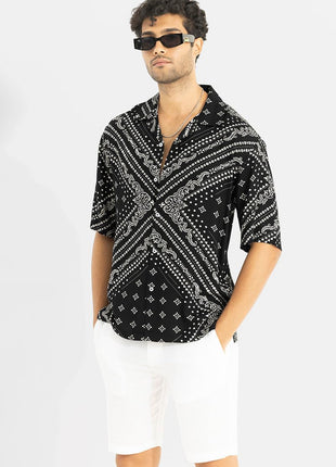 SNITCH Men Casual Shirt | Oversized Fit Half Sleeve Cuban Collar Geometric Print | Premium Rayon Fabric & Smooth Texture for Casual Wear & College Wear |Jet Black, M 