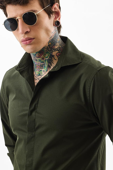 SNITCH Men's Casual Shirt | Slim Fit Full Sleeve Classic Collar Solid Pattern | Premium Cotton Blend & Breathable Fabric for Everyday & Semi-Formal Wear | Dark Green 
