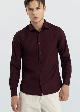 SNITCH crapepoly Maroon Spread Collar Solid Slim Fit Shirt 