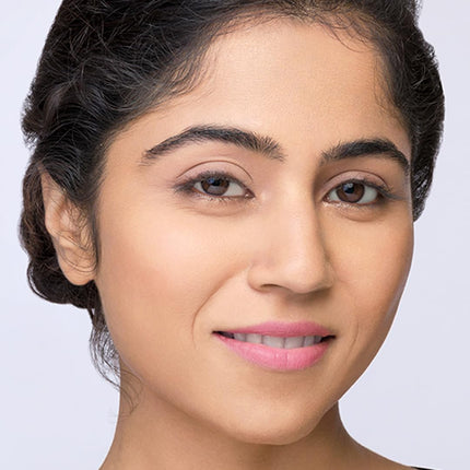 SUGAR Cosmetics Dream Cover Matte Compact Powder With SPF 15 & Vitamin E | Pressed Setting Powder | Blurs Pores | 6gm - 15 Cappuccino 