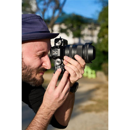 Sigma 18-50mm f/2.8 DC DN Contemporary Lens for FujiFilm X Mount (Black) 