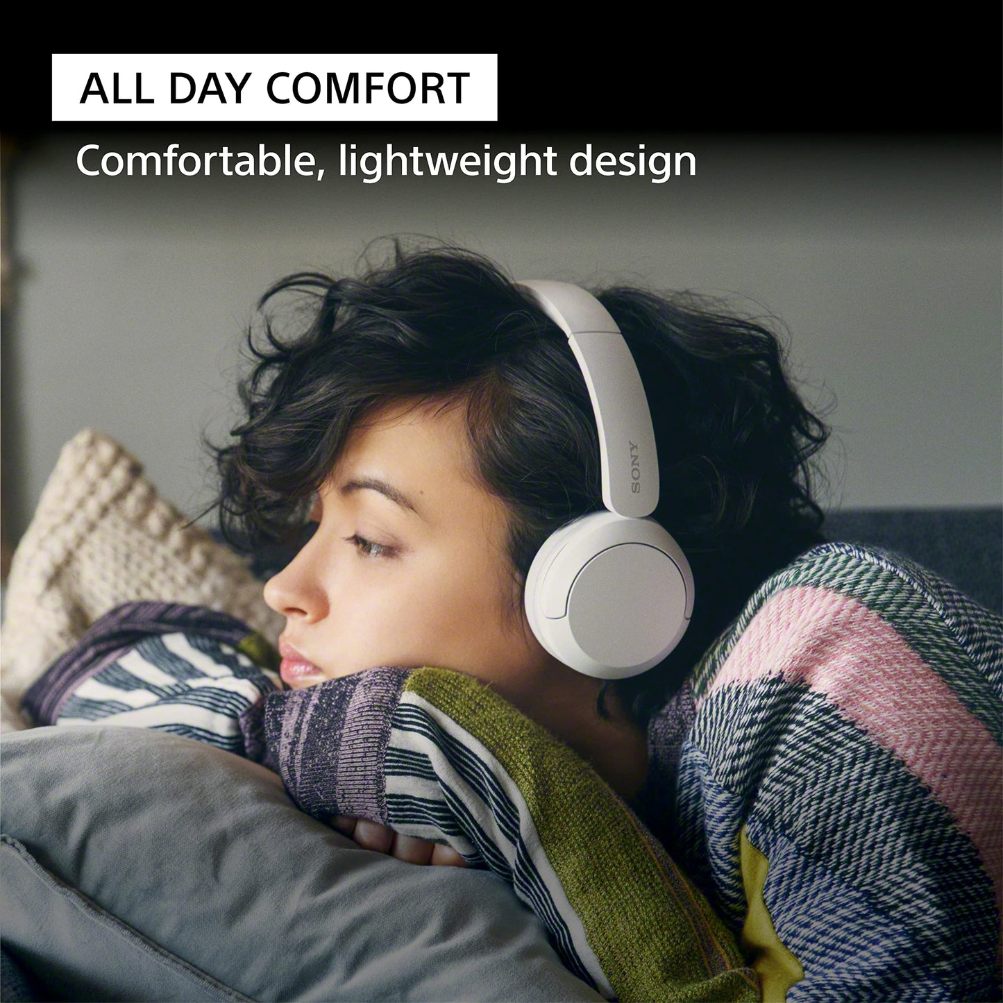 Sony WH-CH520 Wireless Bluetooth Headphones with Mic, Up to 50Hrs Battery-White 