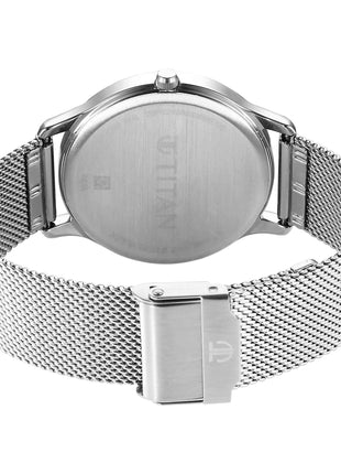 Titan Karishma Quartz Analog Silver Dial Stainless Steel Strap Watch for Men-1825SM09/NT1825SM09 