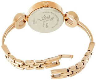 Titan Stainless Steel Raga Analog Silver Dial Women's Watch Nm311Wm01/Nn311Wm01/Np311Wm01, Band Color:Rose Gold 