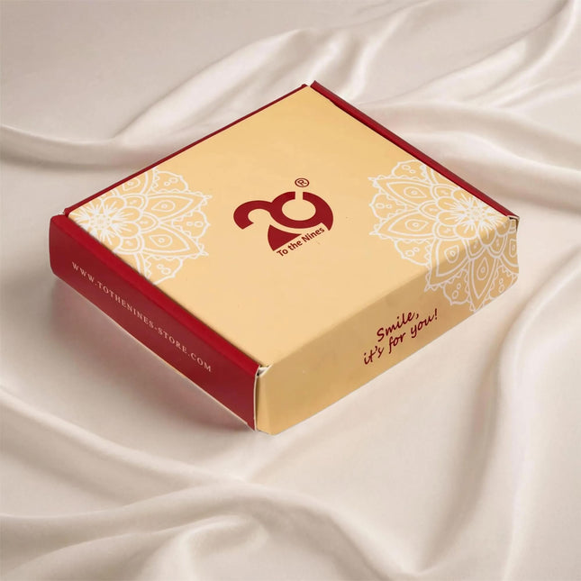 To The Nines Mens Rakhi For Brother - Pack Of 3 Rakhi With Tilak Material And Greeting Card 