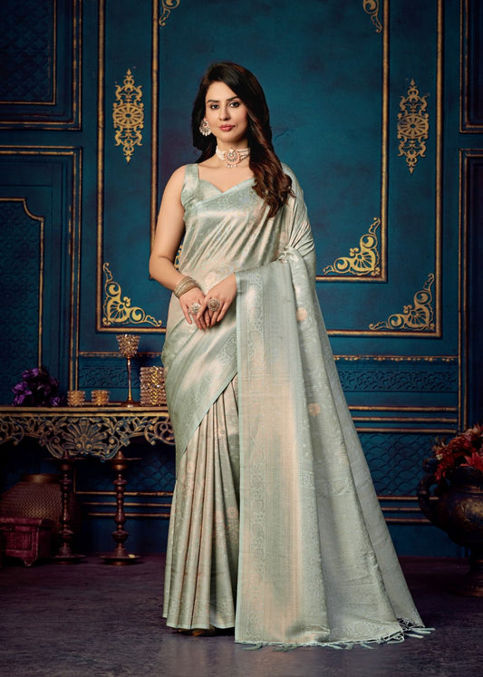 Ethereal Elegance: Pure Silk Kanjeevaram Saree - Green 