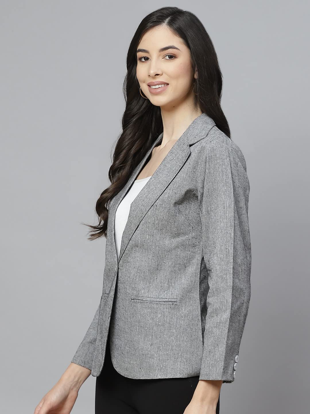 Women Grey Solid Regular Fit Single Breasted Blazer 