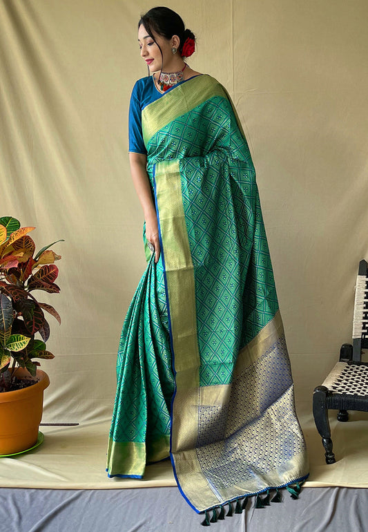 Green Beautiful Bandhej Patola Meenakari Zari Woven Saree Saris & Lehengas