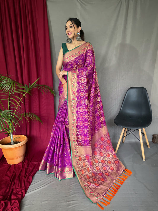 Bandhej Patola Silk Woven Saree Royal Magenta Saris & Lehengas