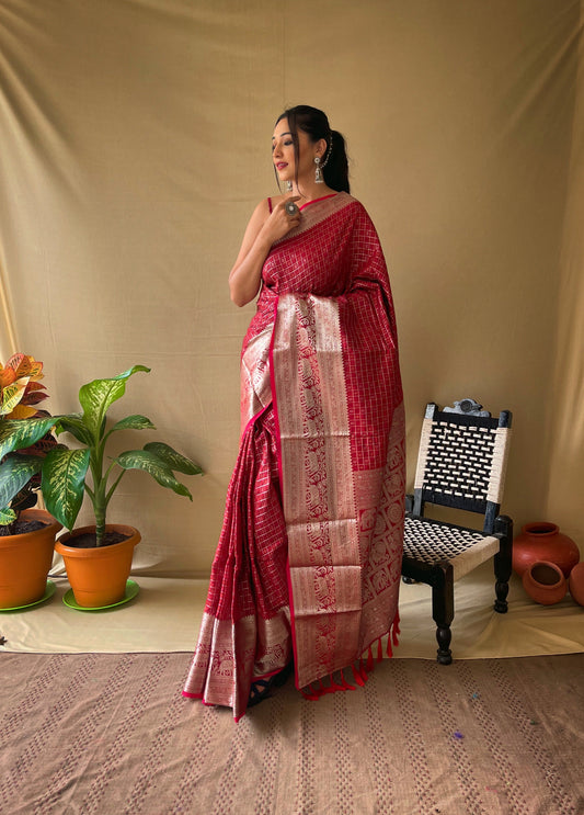Soft Silk Woven Checks Saree Red Saris & Lehengas