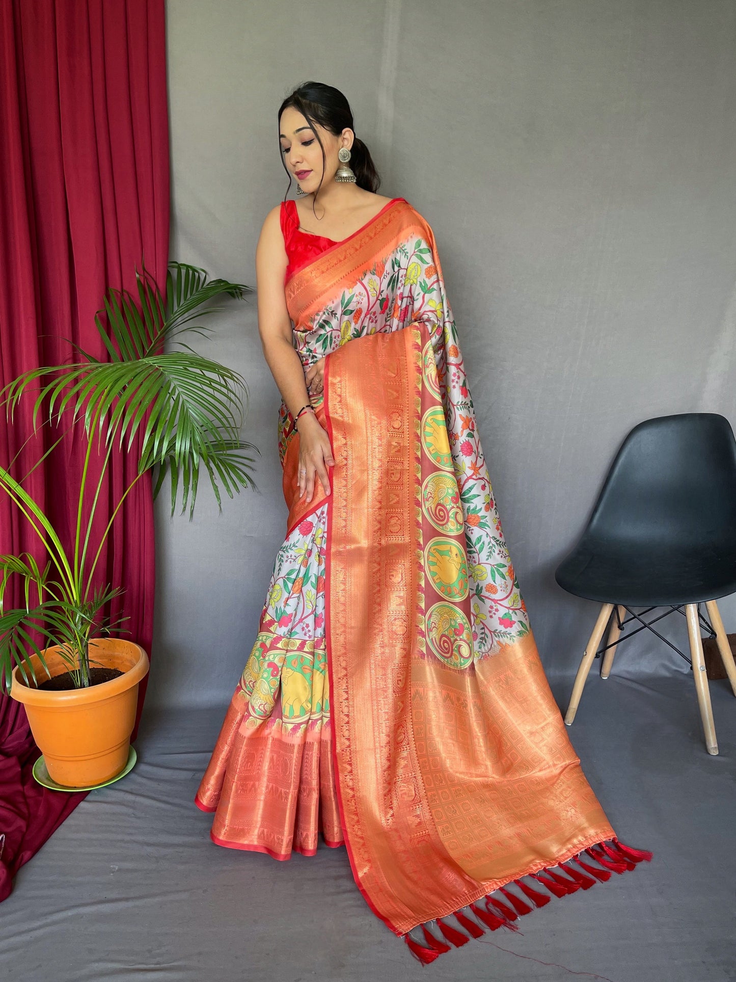 Gala Phool Kalamkari Printed Woven Saree Cavern Pink Saris & Lehengas