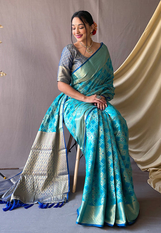 Cerulean Blue Patan Patola Zari Woven Saree Saris & Lehengas