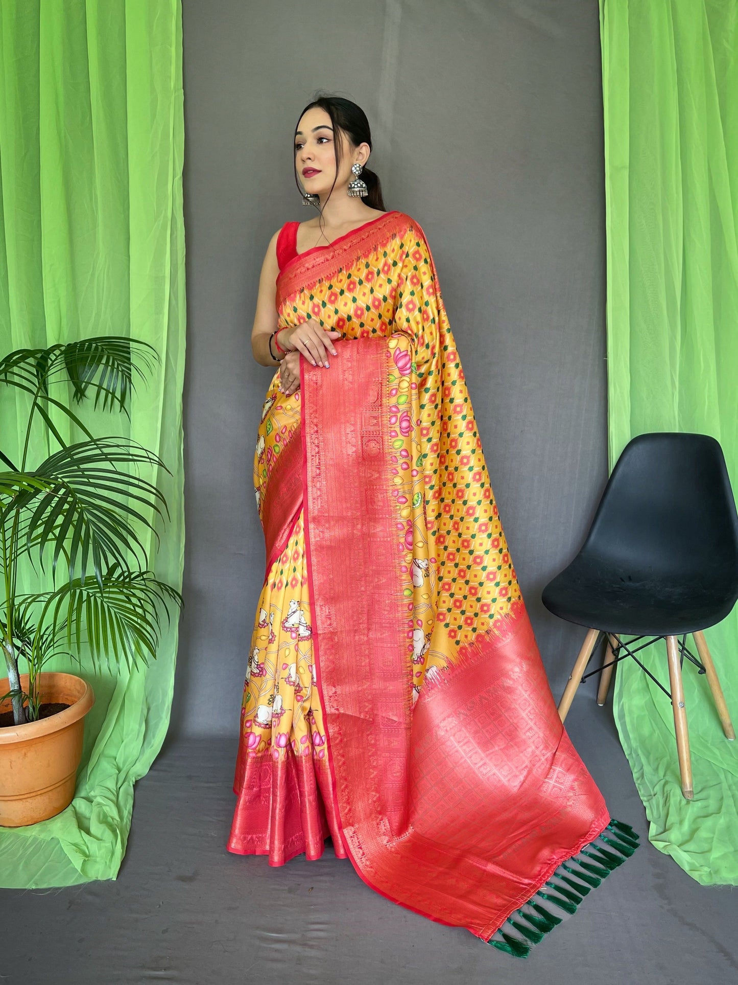 Shrikala Gala Ajrakh Kalamkari Printed Woven Saree Yellow Saris & Lehengas