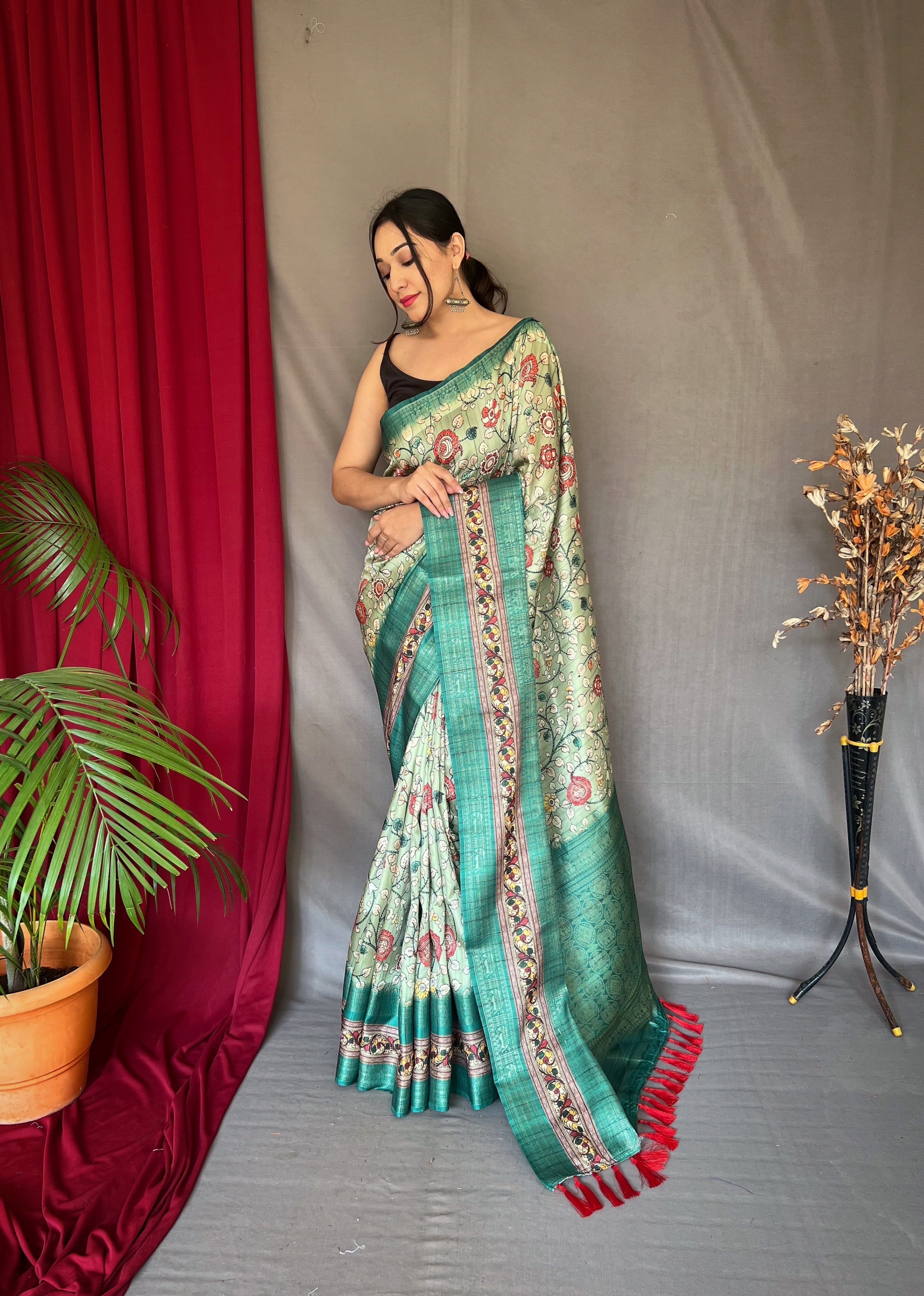 Chandrakala Banarasi Silk Contrast Woven Saree with Kalamkari Prints Green Mist